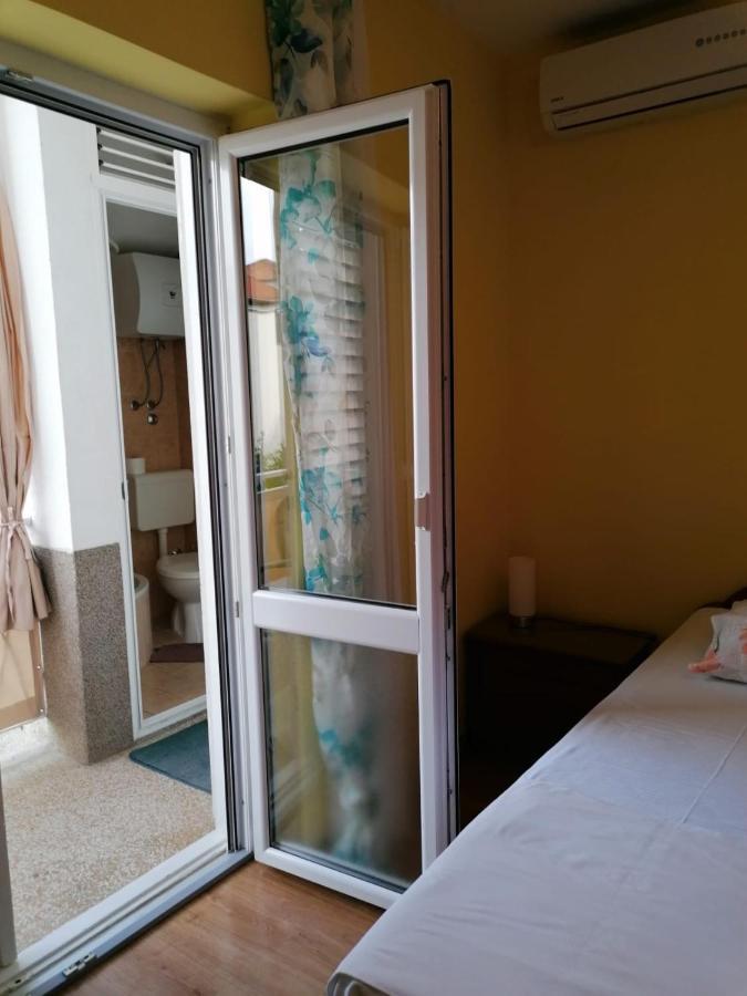Guest House Lucija Makarska Exterior foto