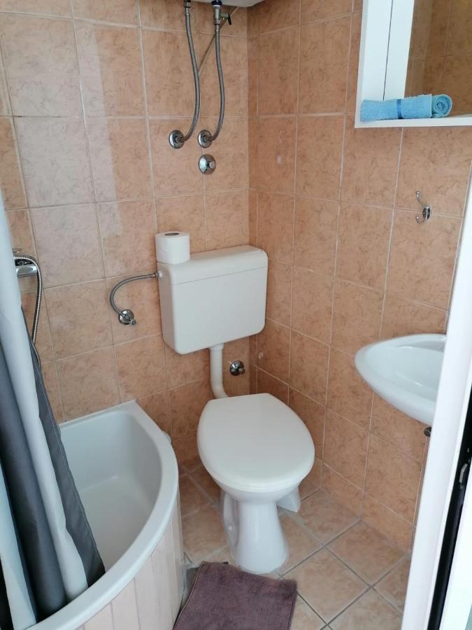 Guest House Lucija Makarska Exterior foto